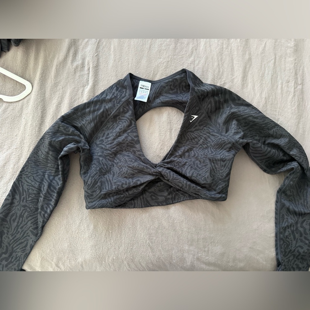 Gymshark Charcoal Patterned Crop Top